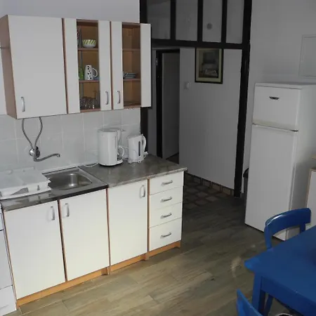 Vera Ck 30 M From The Sea, With Pool * Crikvenica