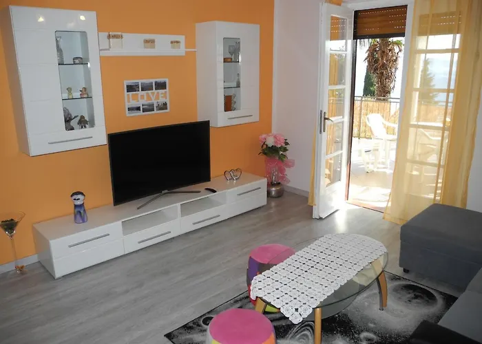 Vera Ck 30 M From The Sea, With Pool Appartement
